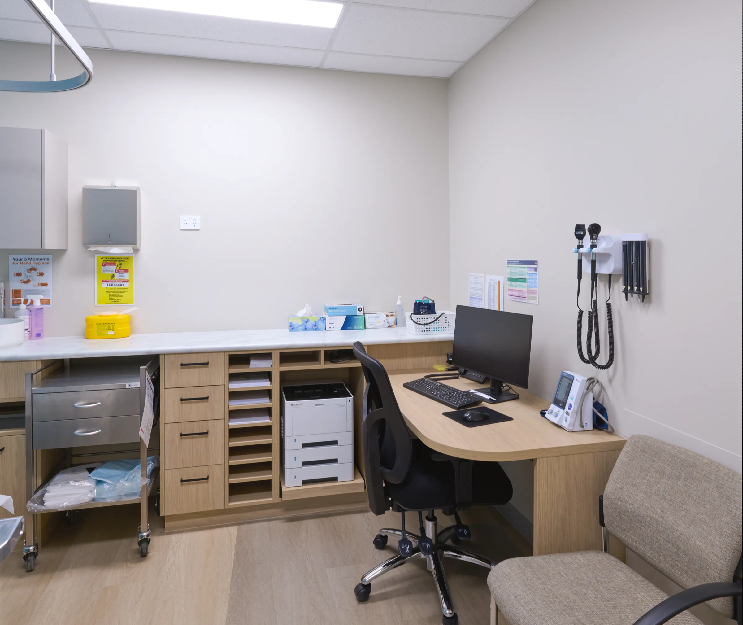 Chatswood Medical and Pathology Centre, consult desk