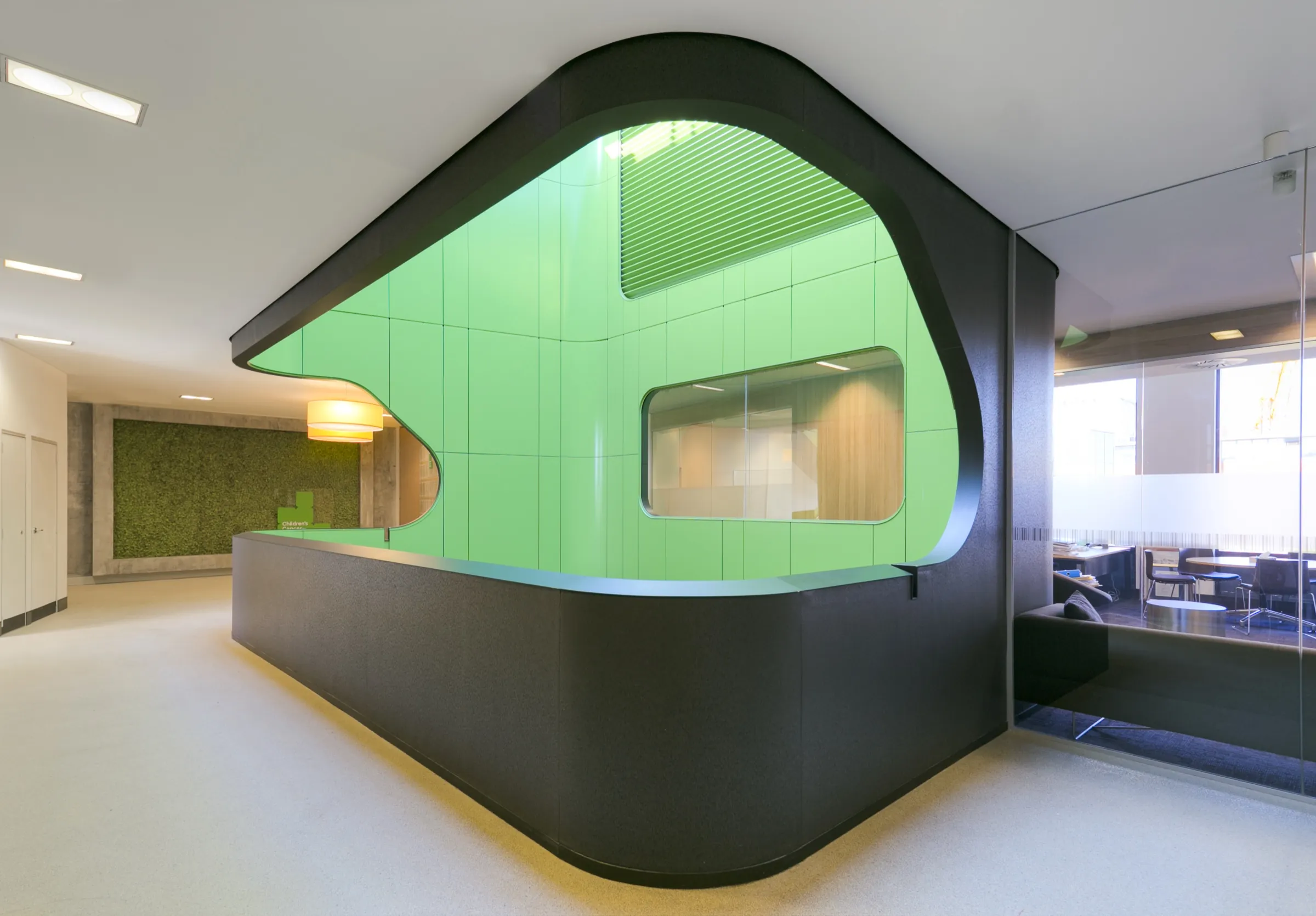 Children’s Cancer Institute, pod