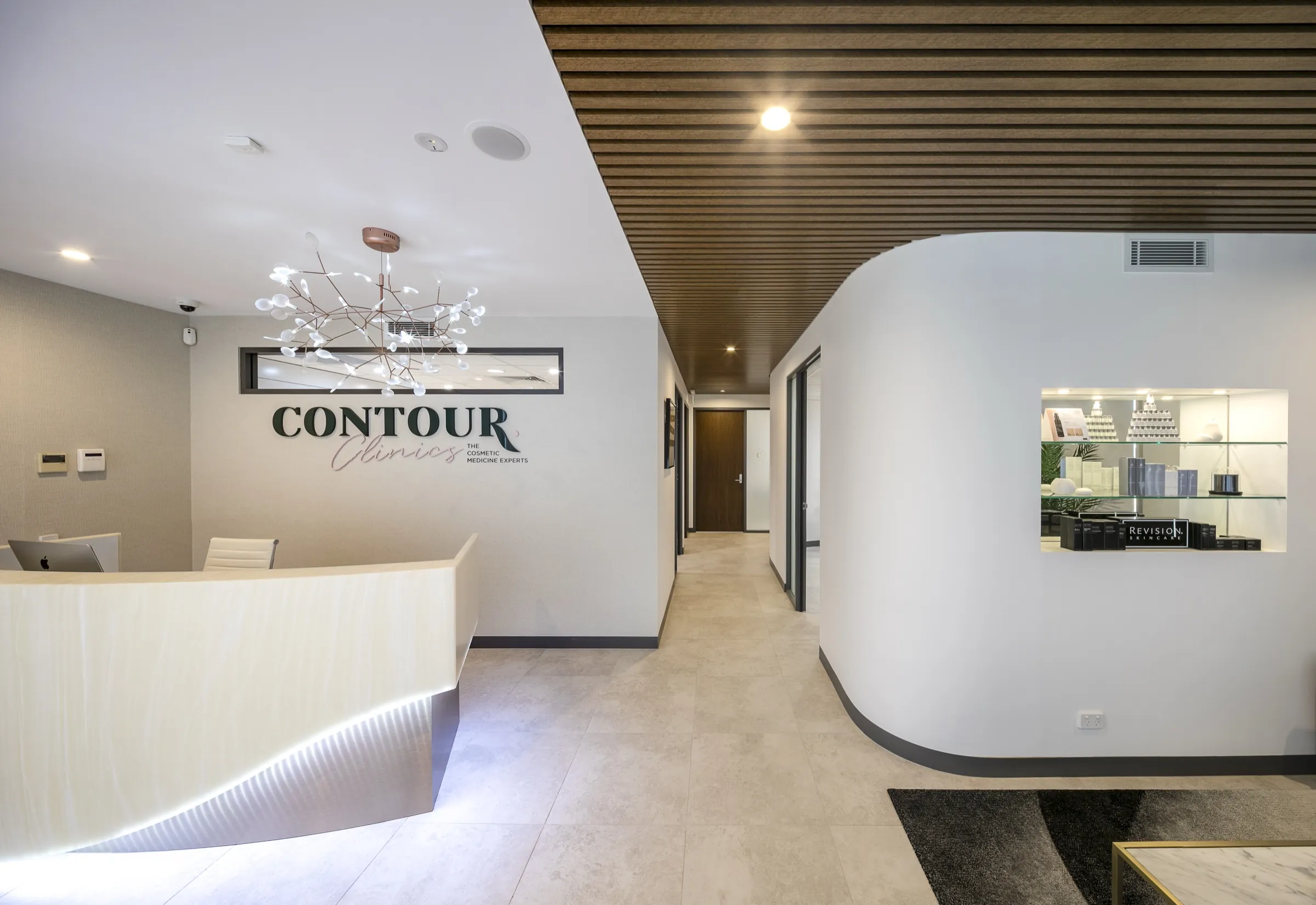 Contours Clinic, corridor