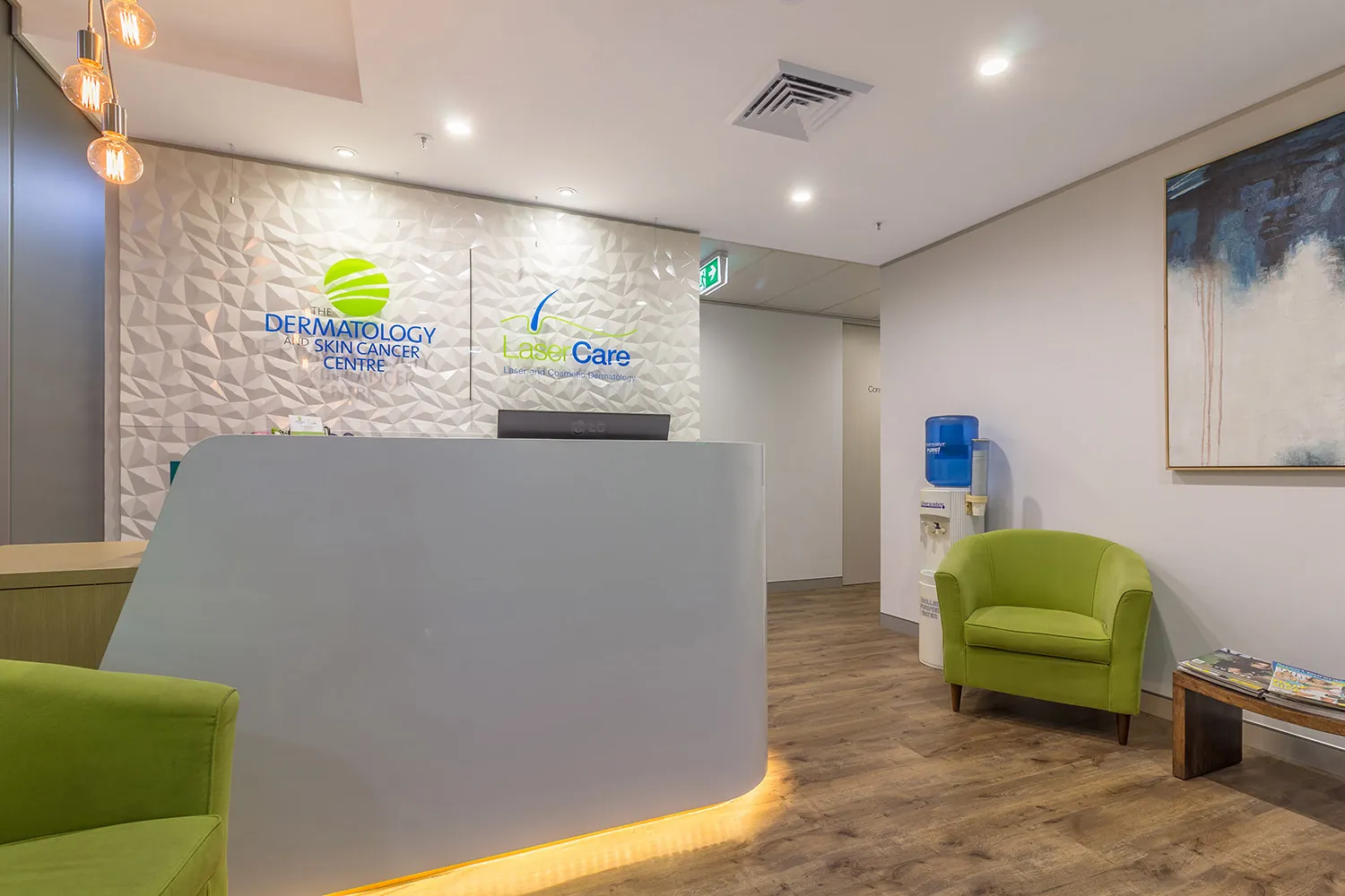 Dr Saxon Smith Dermatology, reception